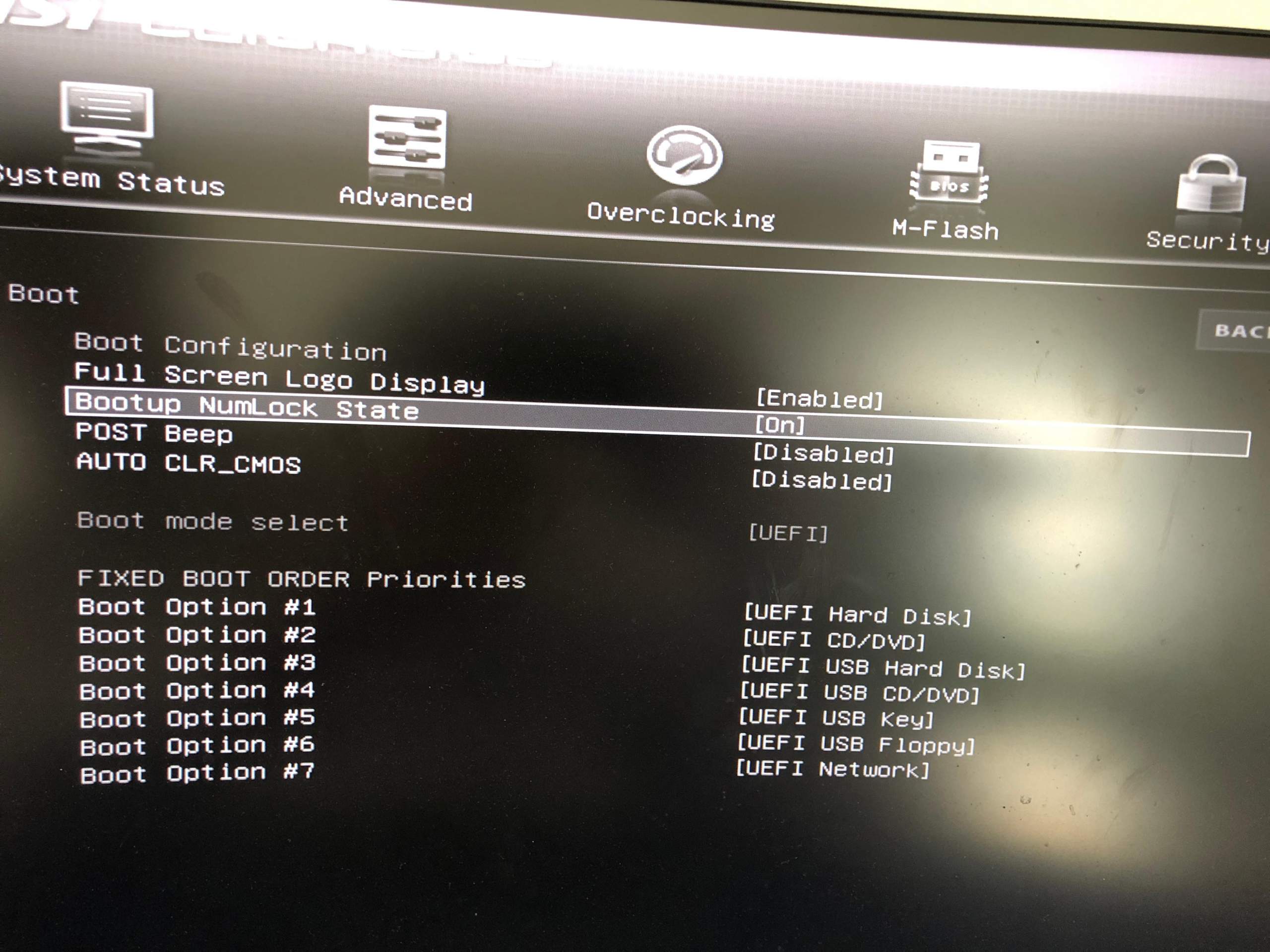 Neue SSD, Probleme bei den Boot Settings im BIOS? (HDD, SolidState