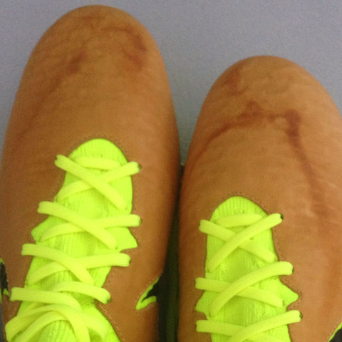Dass sind die nasse flecken durch das waschen hab versucht es weg zu machen! - (Nike, magista, obra)