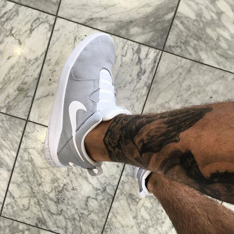 Diesen Schuh .. - (Schuhe, Nike, grau)