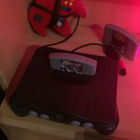 +das Stromkabel und das für Tv - (Ebay, Nintendo, n64)
