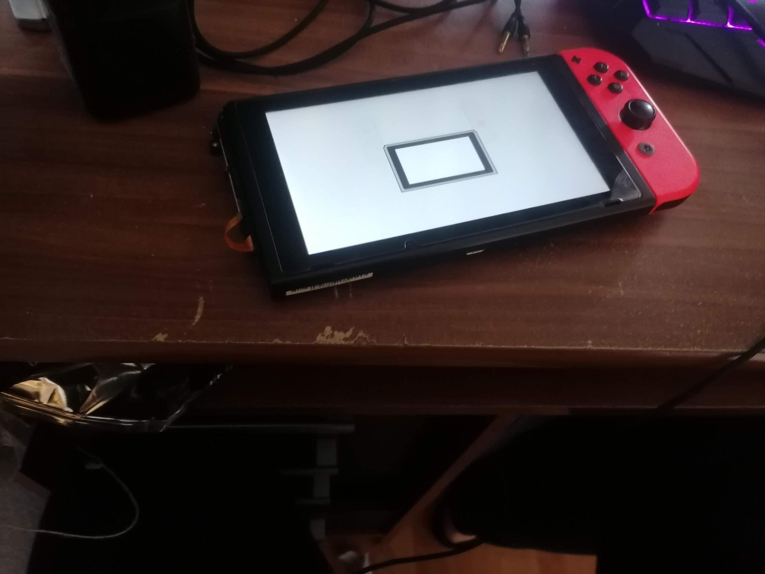 Nintendo Switch anschalten ohne joy cons? Technik, Spiele