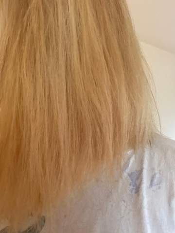 - (Haare, färben, blond)