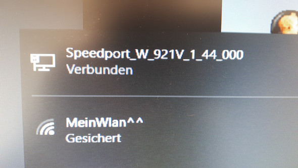 - (Computer, Internet, Technik)