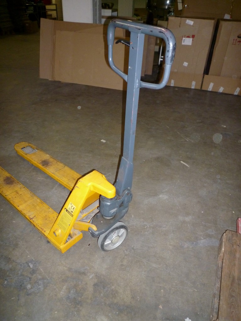 Ol Bei Unseren Hubwagen Nachfullen Werkstatt Lager Hydraulik