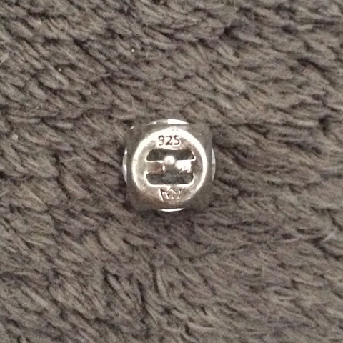 Ohr Ring Was Bedeuten Die Zeichen Schmuck Ohrringe Silber