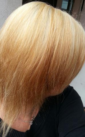 orange Haare nach Frisör - (Haarfarbe, orange Haare)