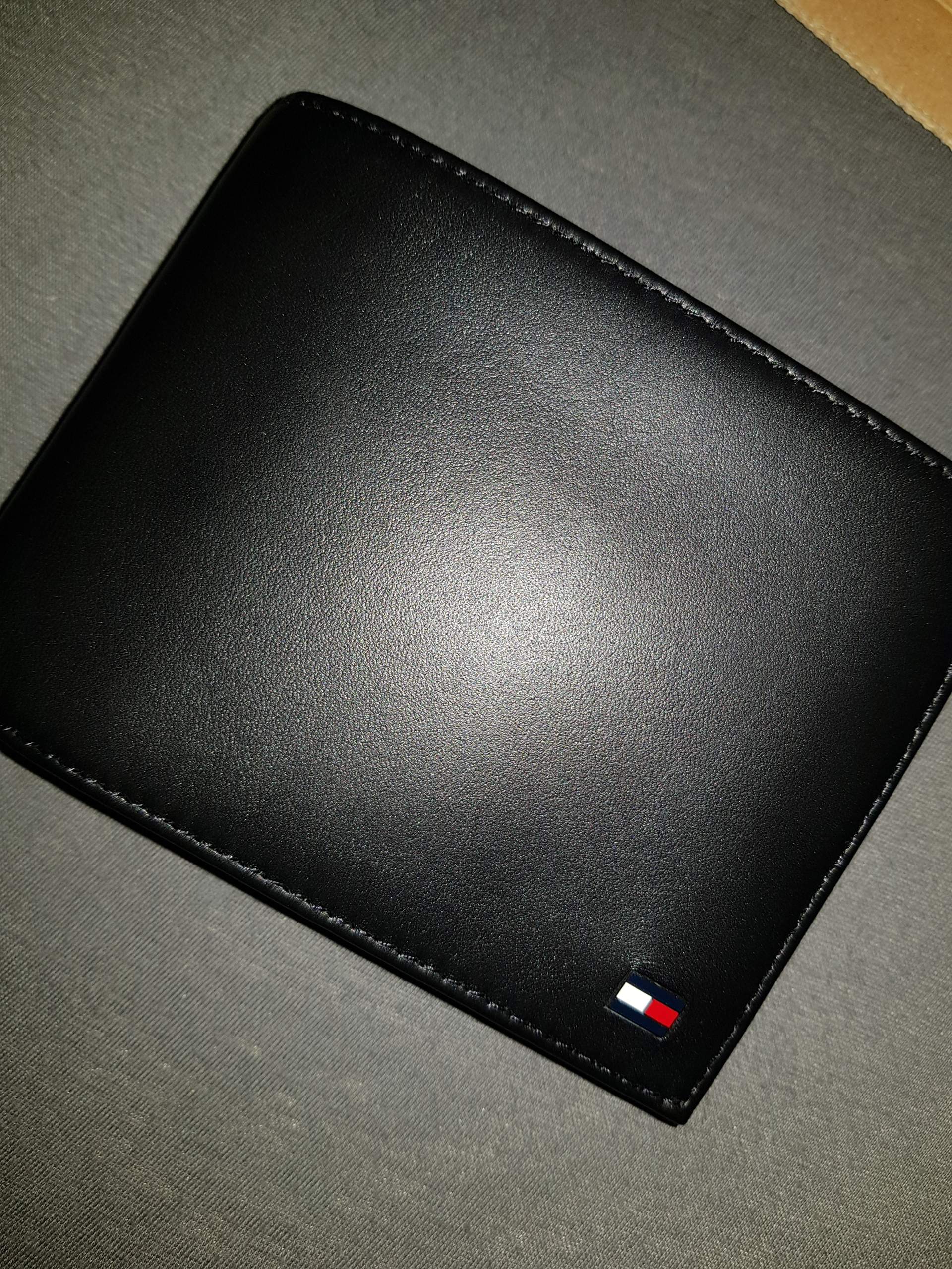 Original oder Fake (Tommy Hilfiger)? Originalversion)