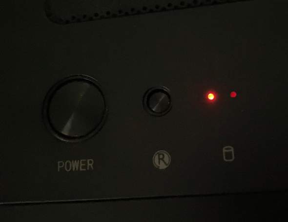 Rot Pc PC blinkt rot? (Gaming PC, PC-Problem)
