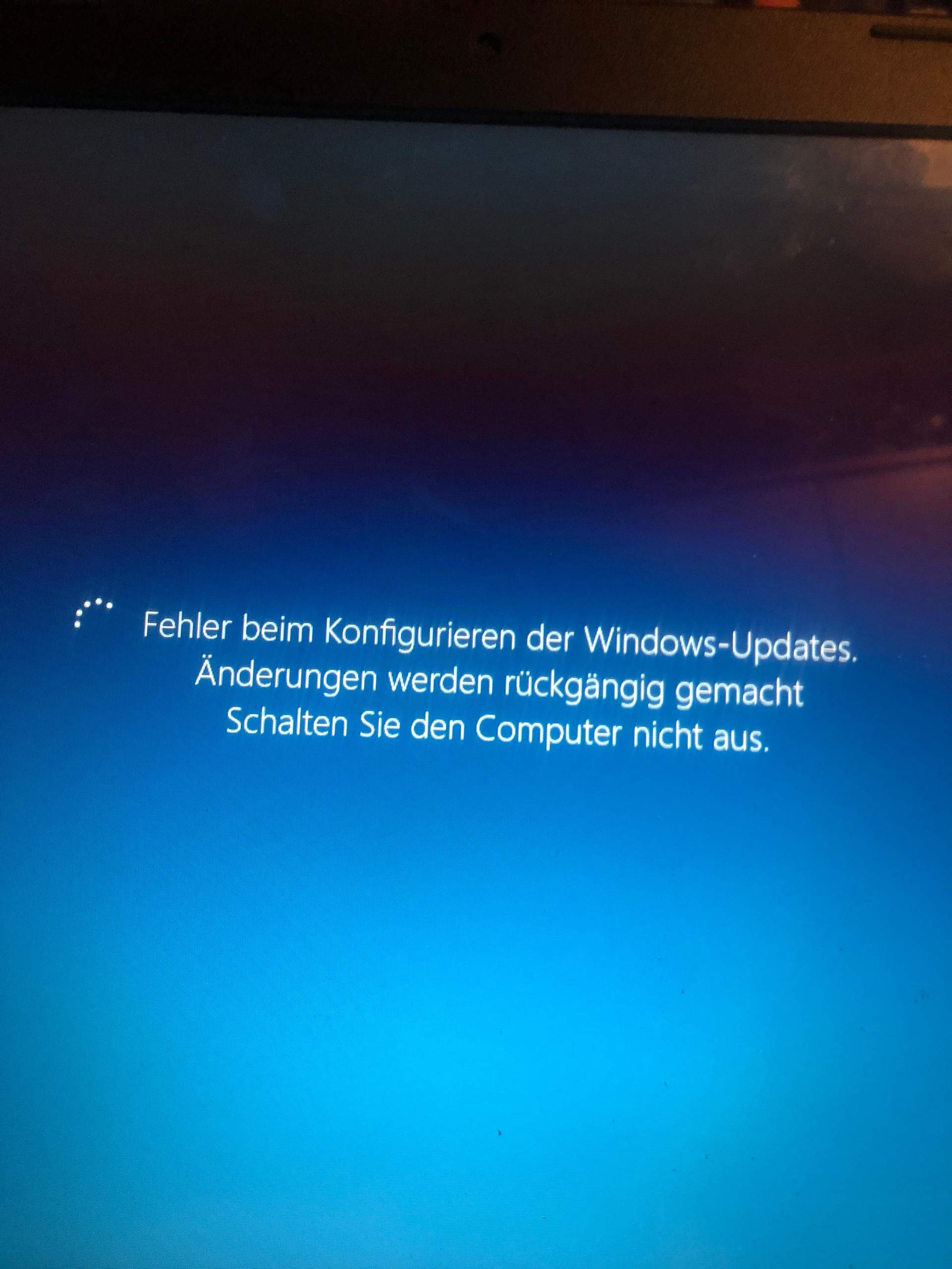 Pc fährt nicht hoch, Windows Update? (Computer, Technik, Technologie)
