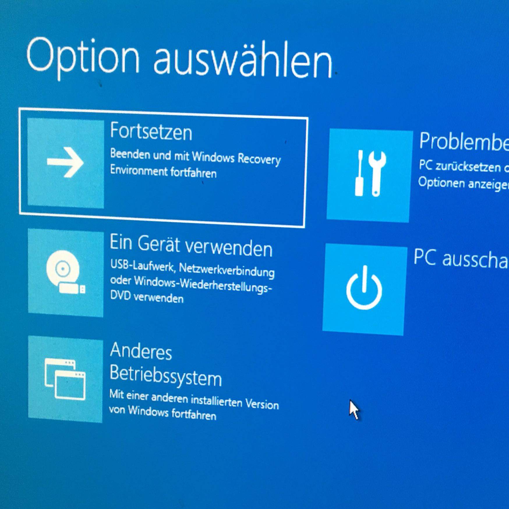 Pc fährt nicht mehr hoch/ Startet immer ins Boot Fenster? (Computer