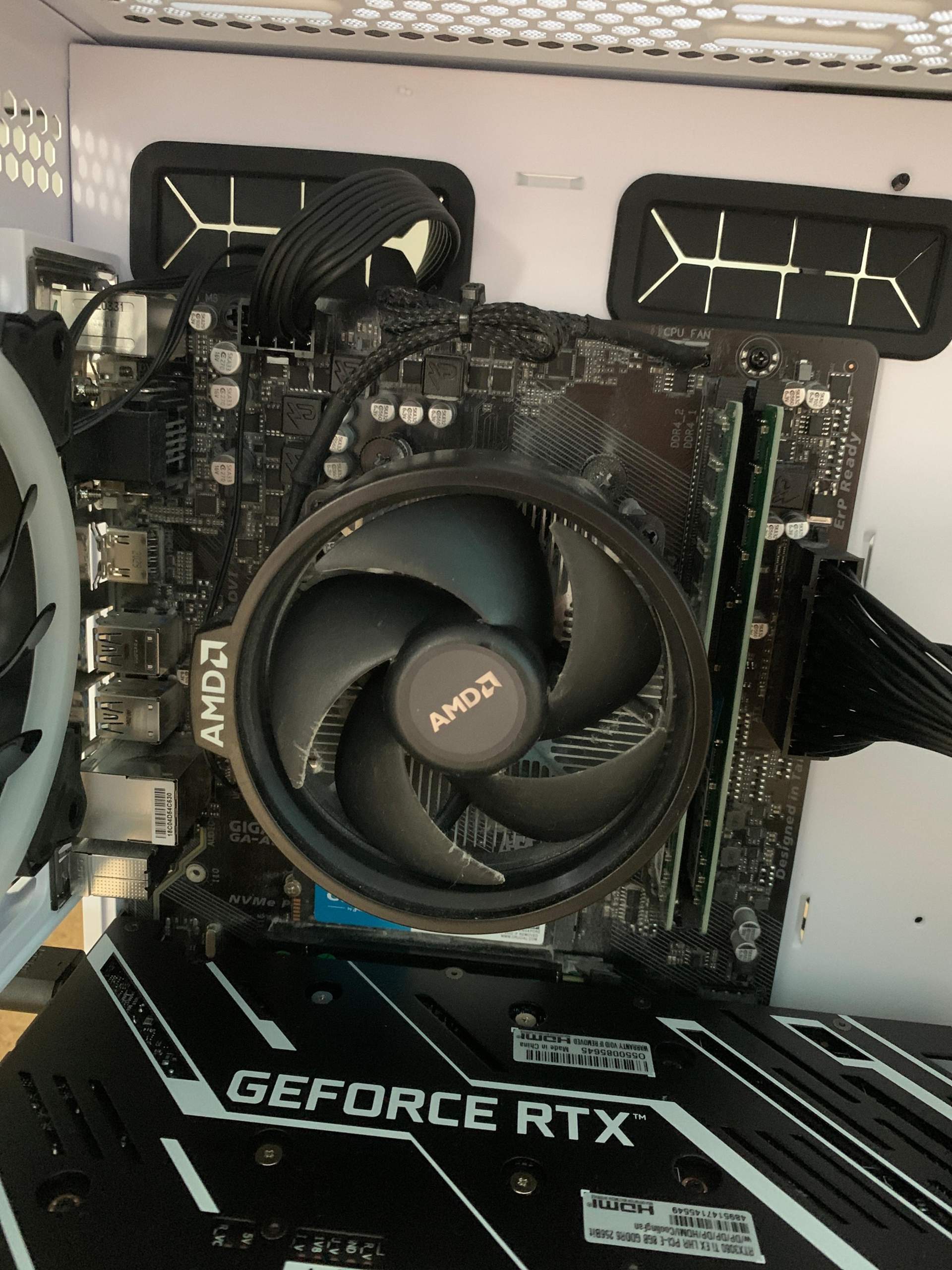 pc geht kurz an und direkt wieder aus? (Computer, Mainboard, pc-netzteil)