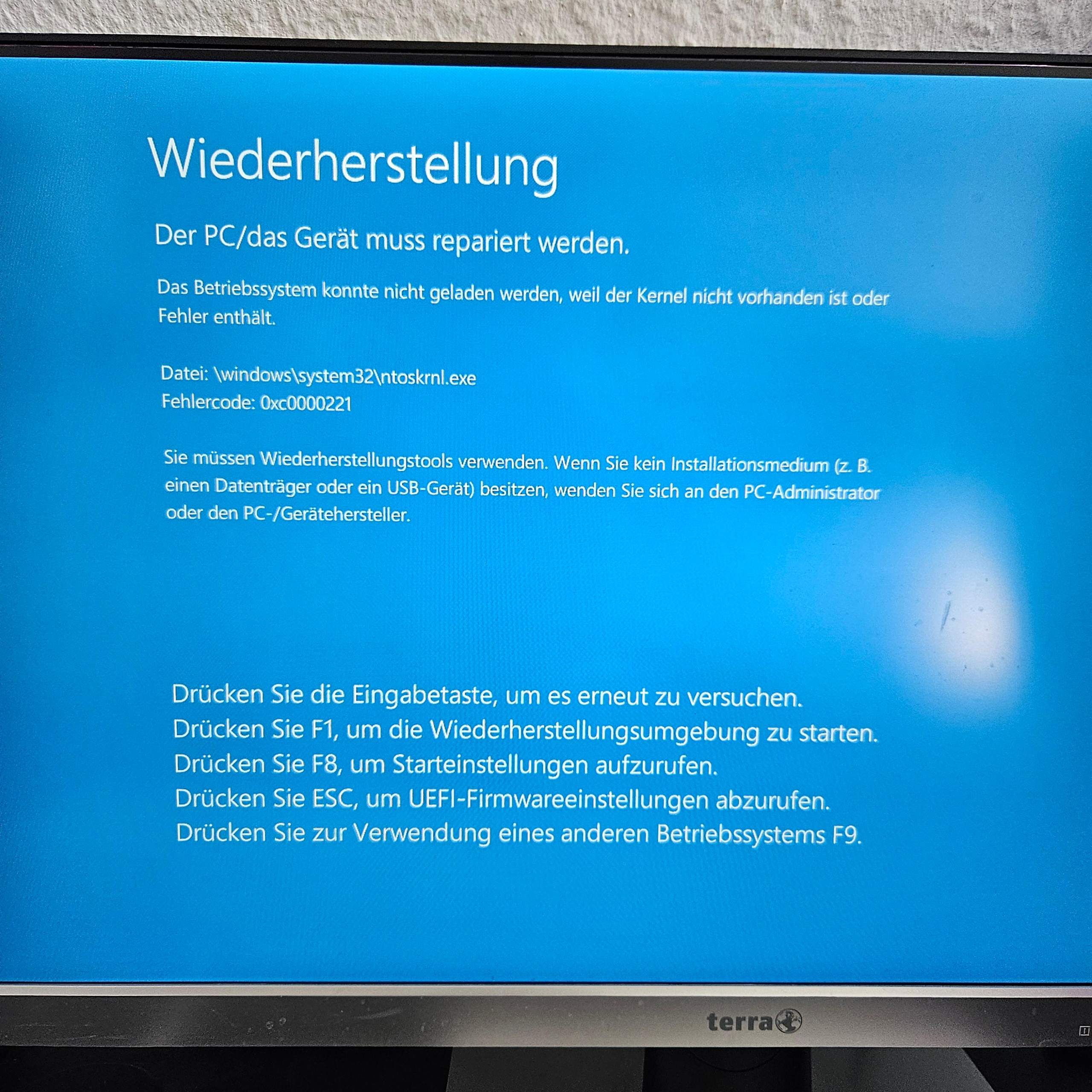 PC kommt nach Neuinstallation immer noch in den Wiederherstellungsmodus