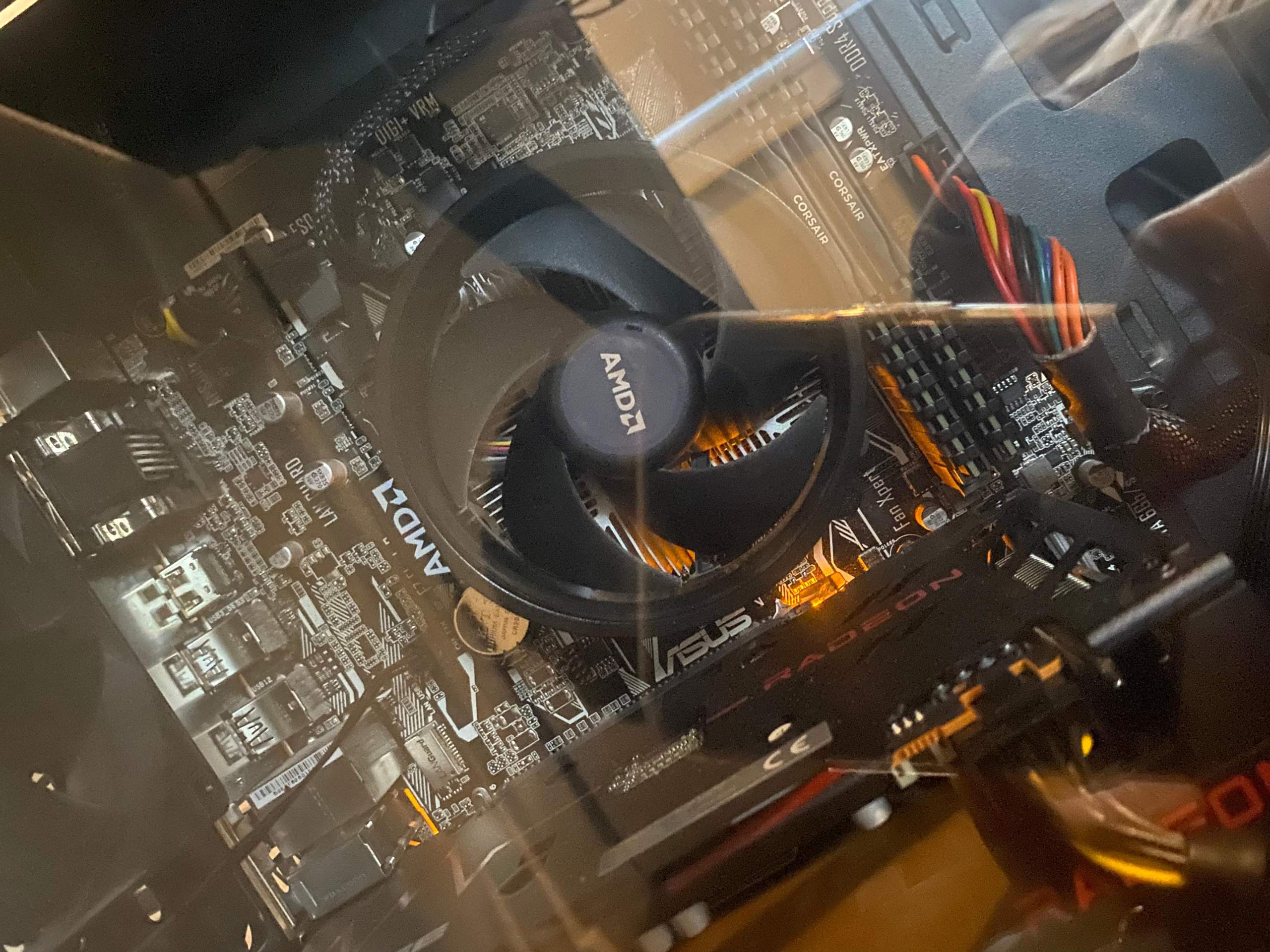 Pc leuchtet obwohl es aus ist? (Gaming PC, Mainboard, LED)