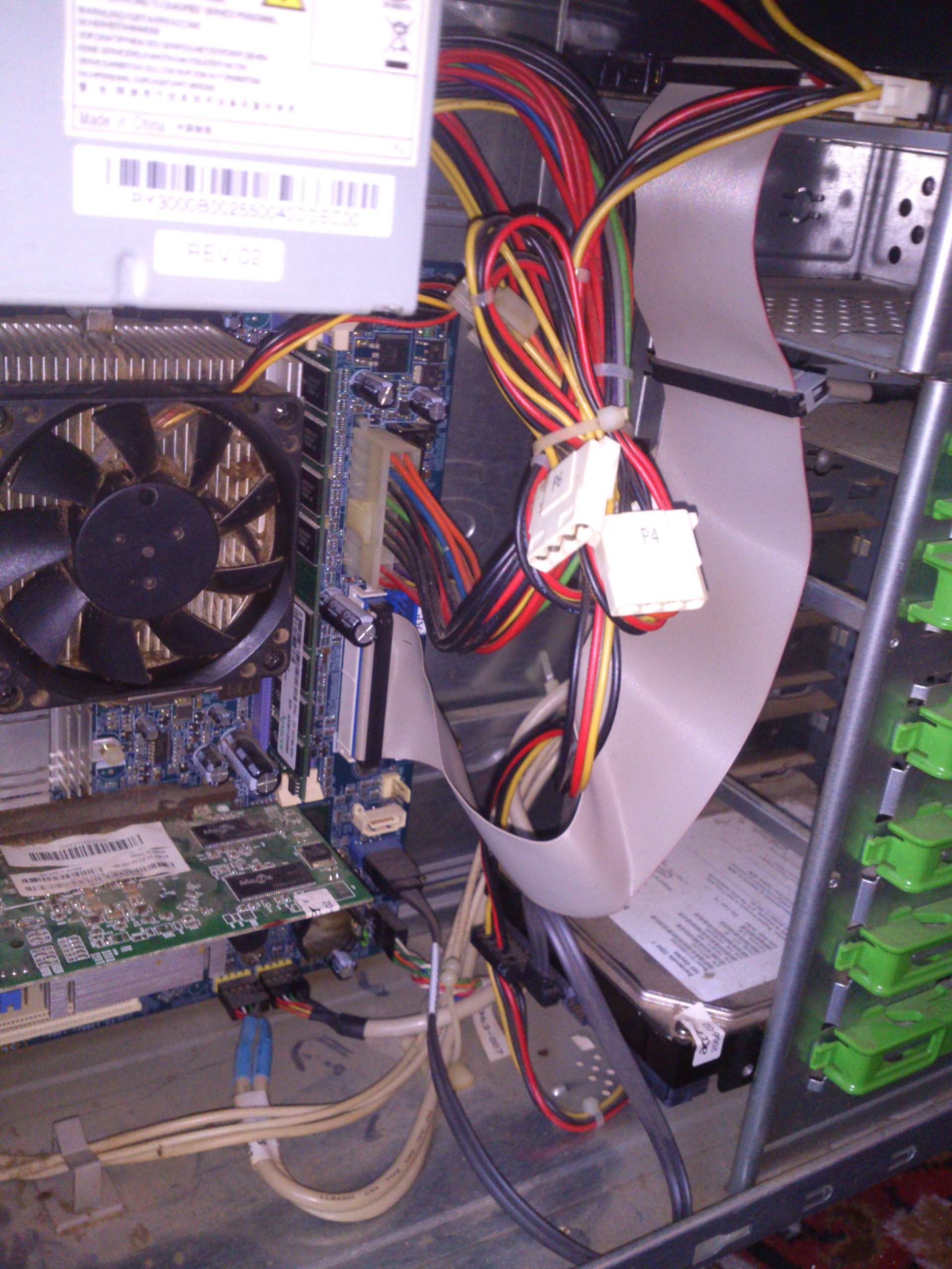 PC piept beim Hochfahren (Acer Aspire T135) Grafikkarte, Monitor)