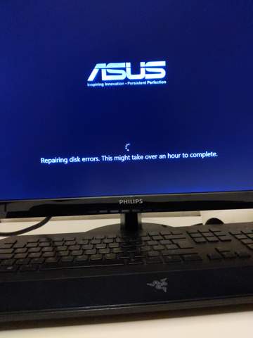 computer repairing disk errors