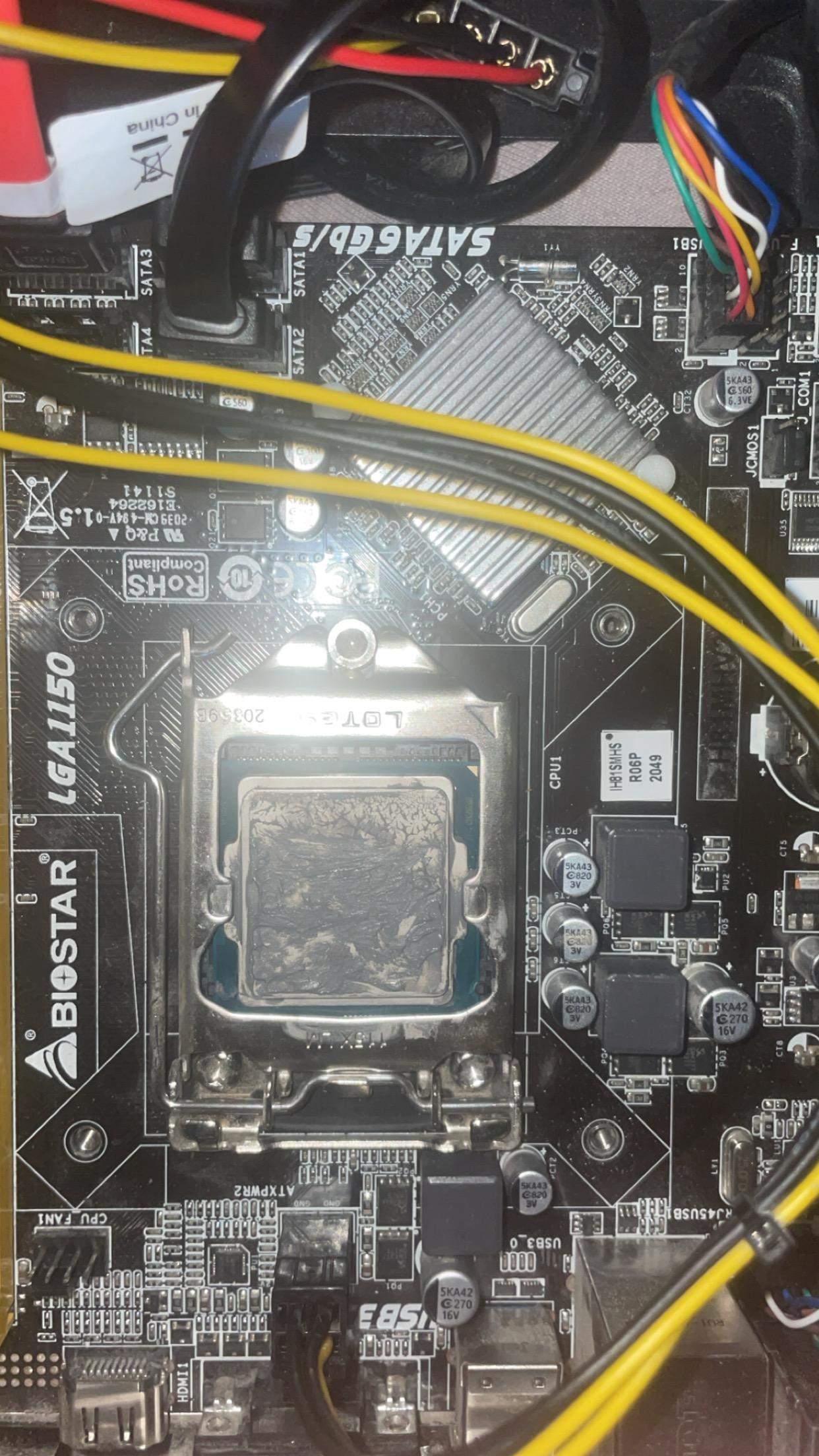 Pc startet nach wärmeleitpaste wechseln immer wieder neu und bootet nicht mal ins bios