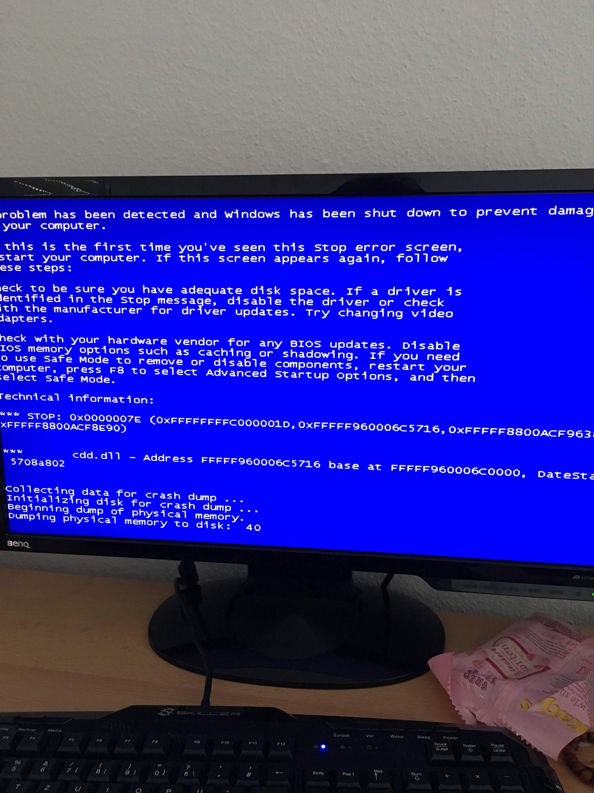 Pc Stürzt Ab Und Startet Neu Ohne Bluescreen PC startet plötzlich neu und danach läuft es problemlos? (Computer