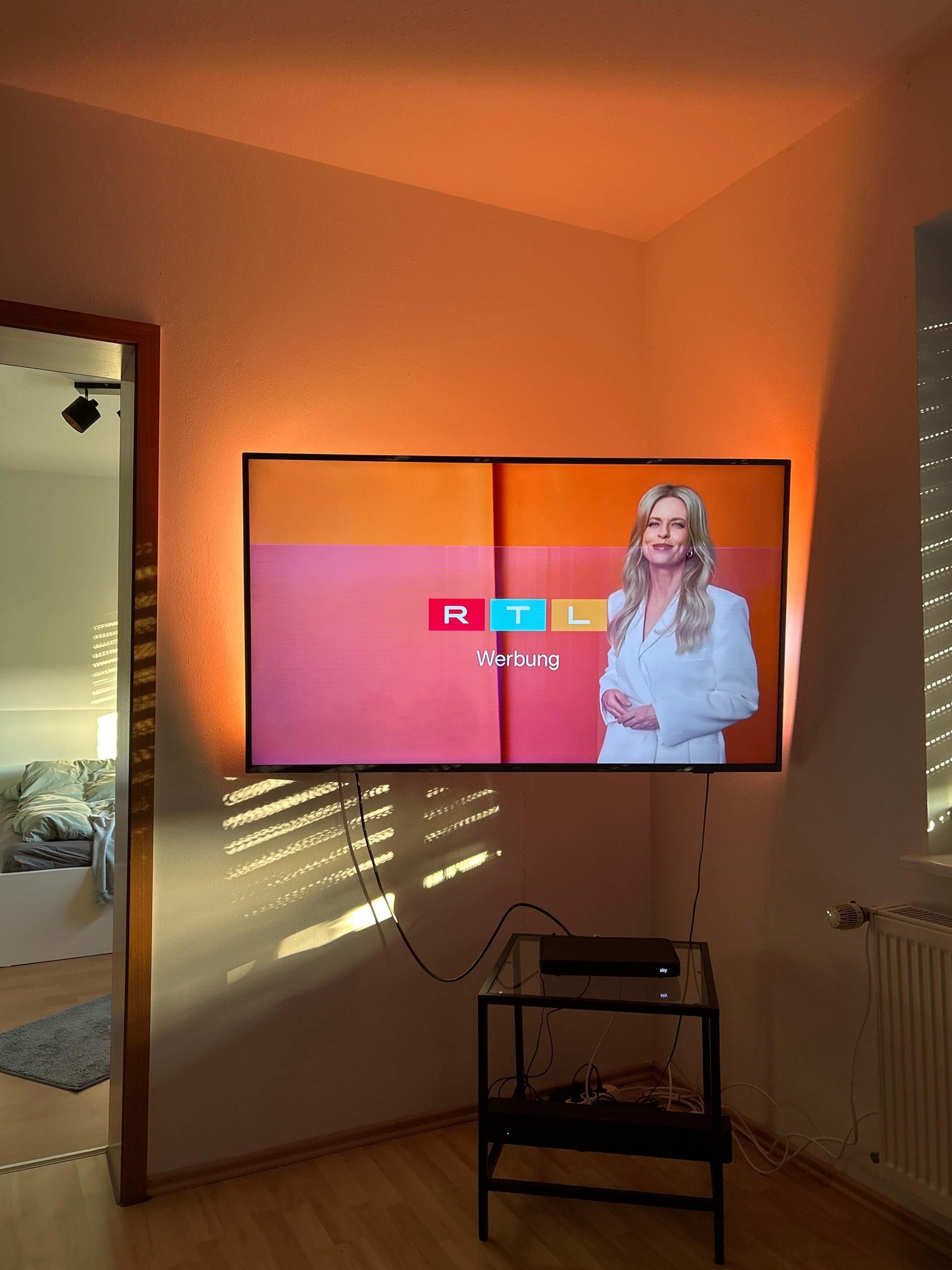 Kann Man Led Fernseher Liegend Transportieren Philipps Led Fernseher violette Streife was kann man tun? (Philips)