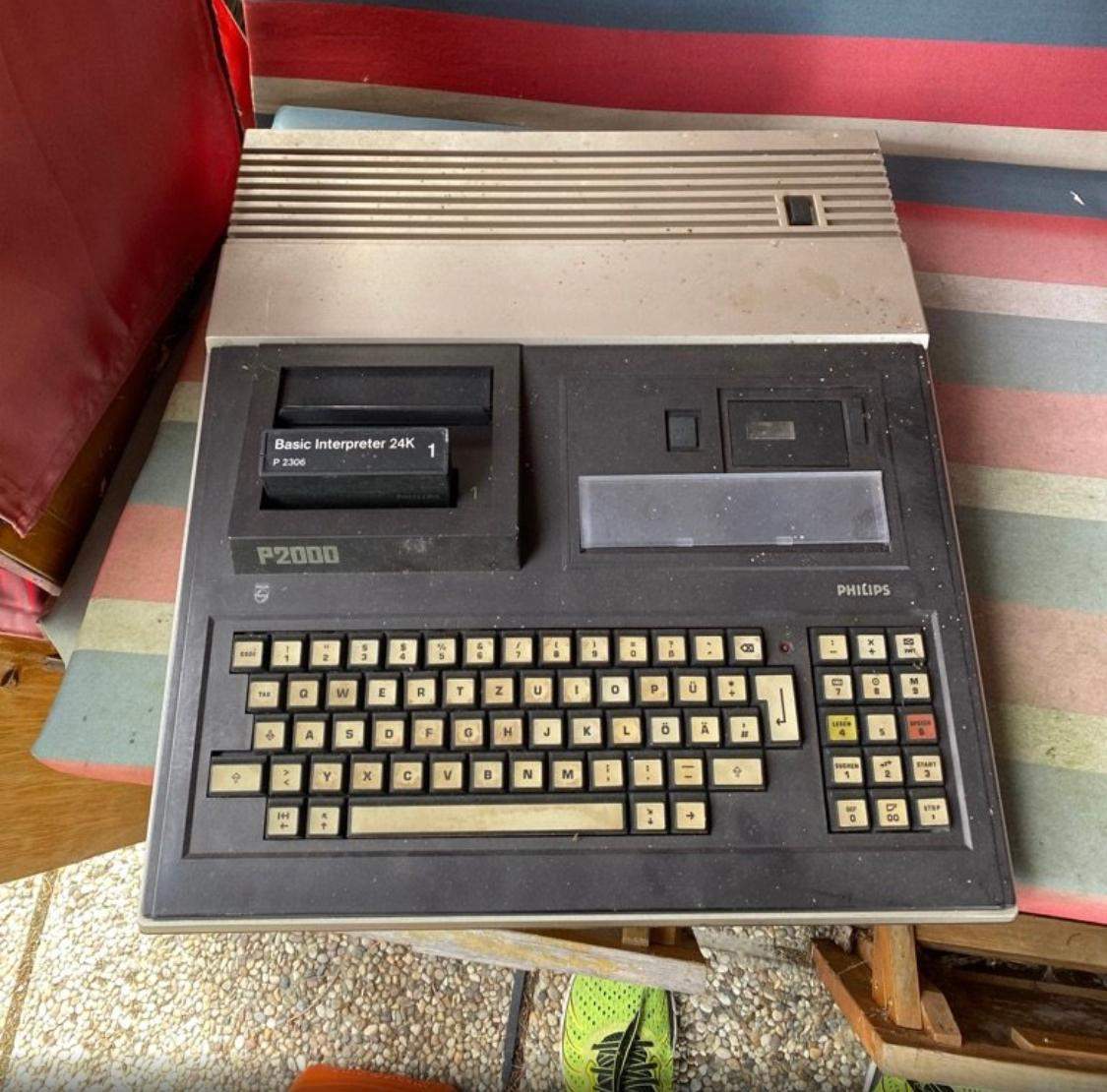 Philips P2000? (Technik)