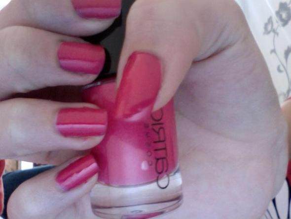 Nägel - (Nagellack, pink)