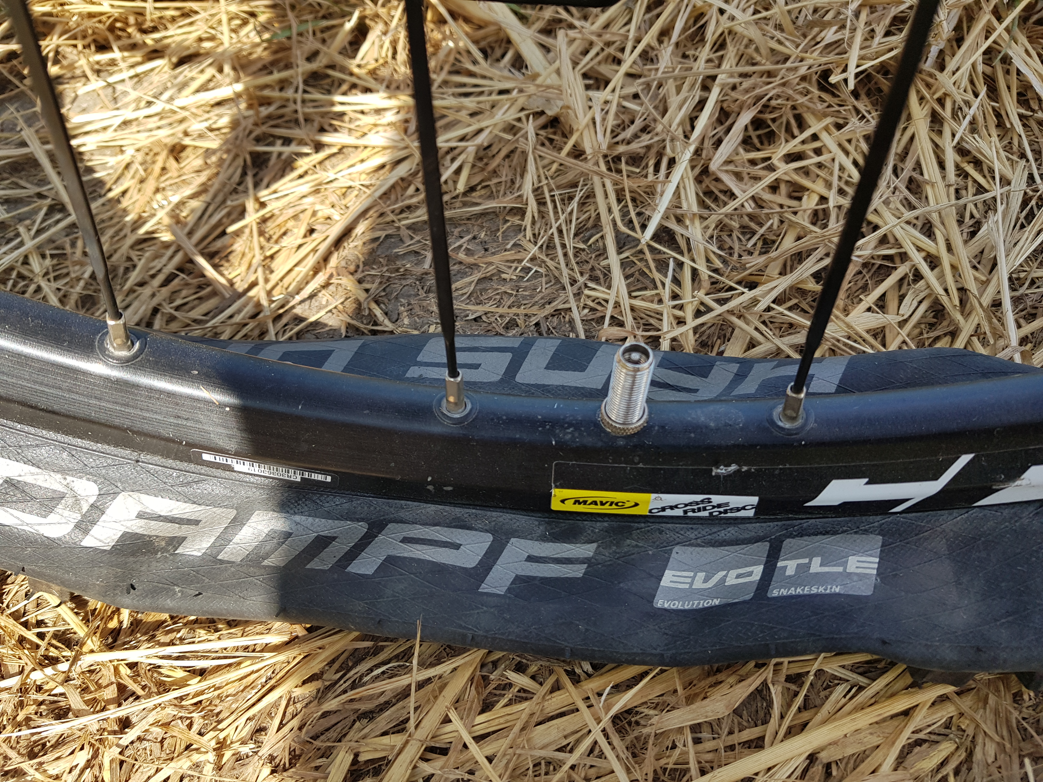 plattes fahrrad aufpumpen pumpe ventil