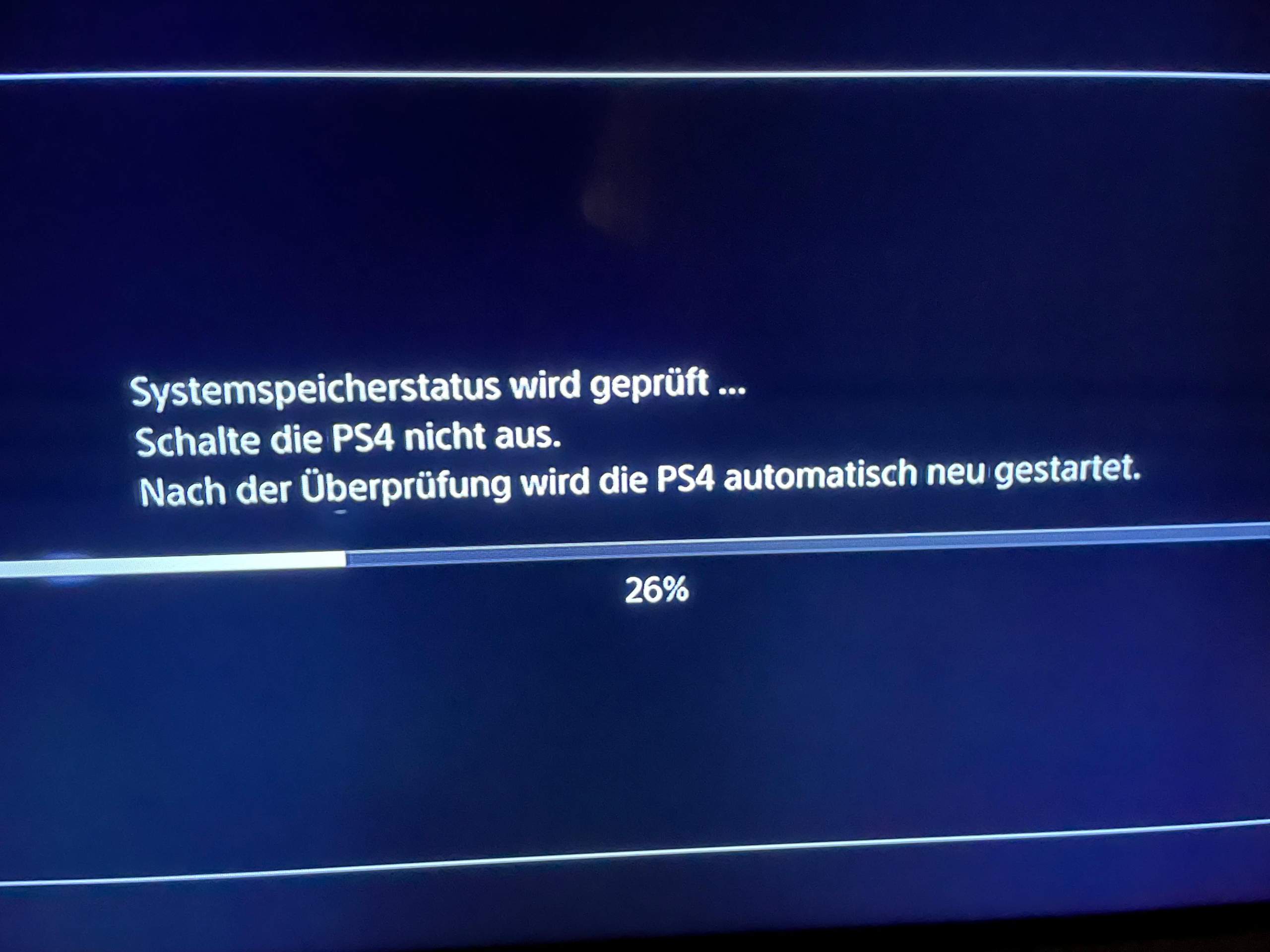 PlayStation spinnt komplett rum und hängt? (PlayStation 4, Sony ...