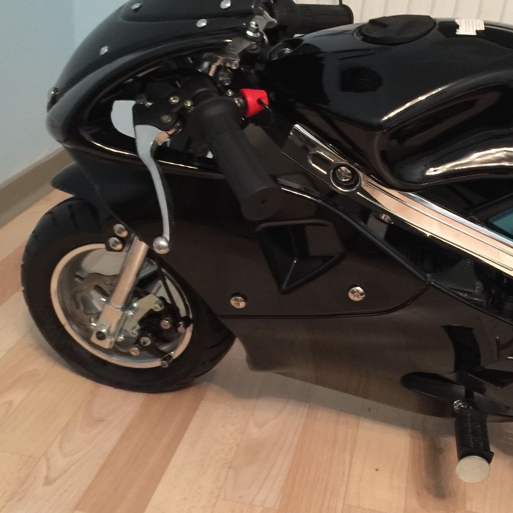 Pocket Bike wie viel bar passt in einen Pocket Bike Reifen? Pocket Bike wie viel bar passt in einen Pocket Bike Reifen?