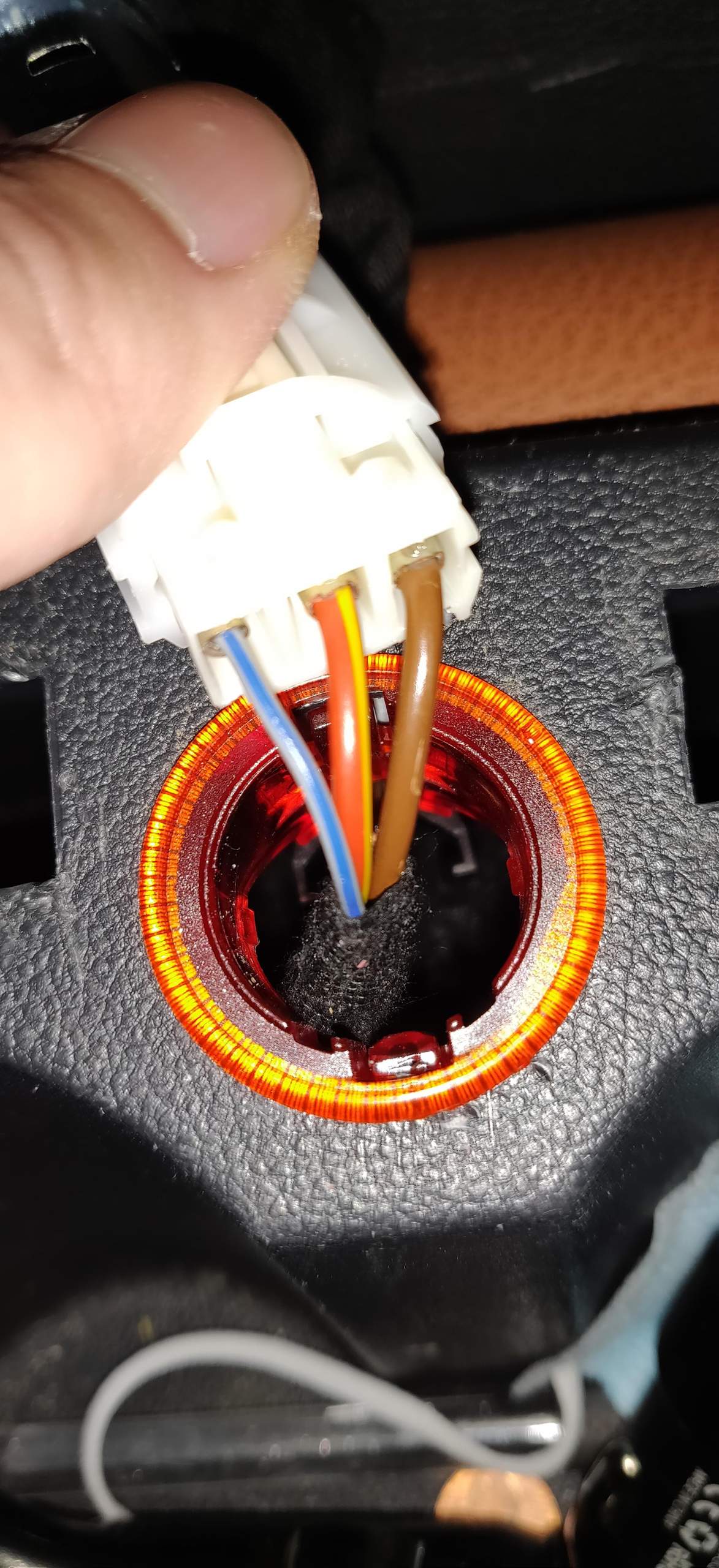 Schmuggel Beziehungsweise unehrlich zigarettenanzünder an batterie ...