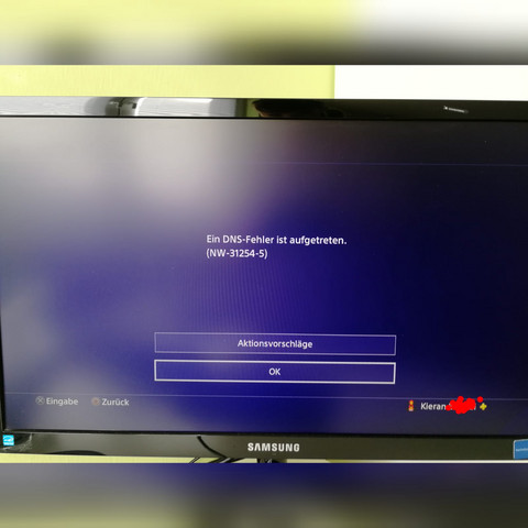 - (Computer, Internet, Fritz Box)