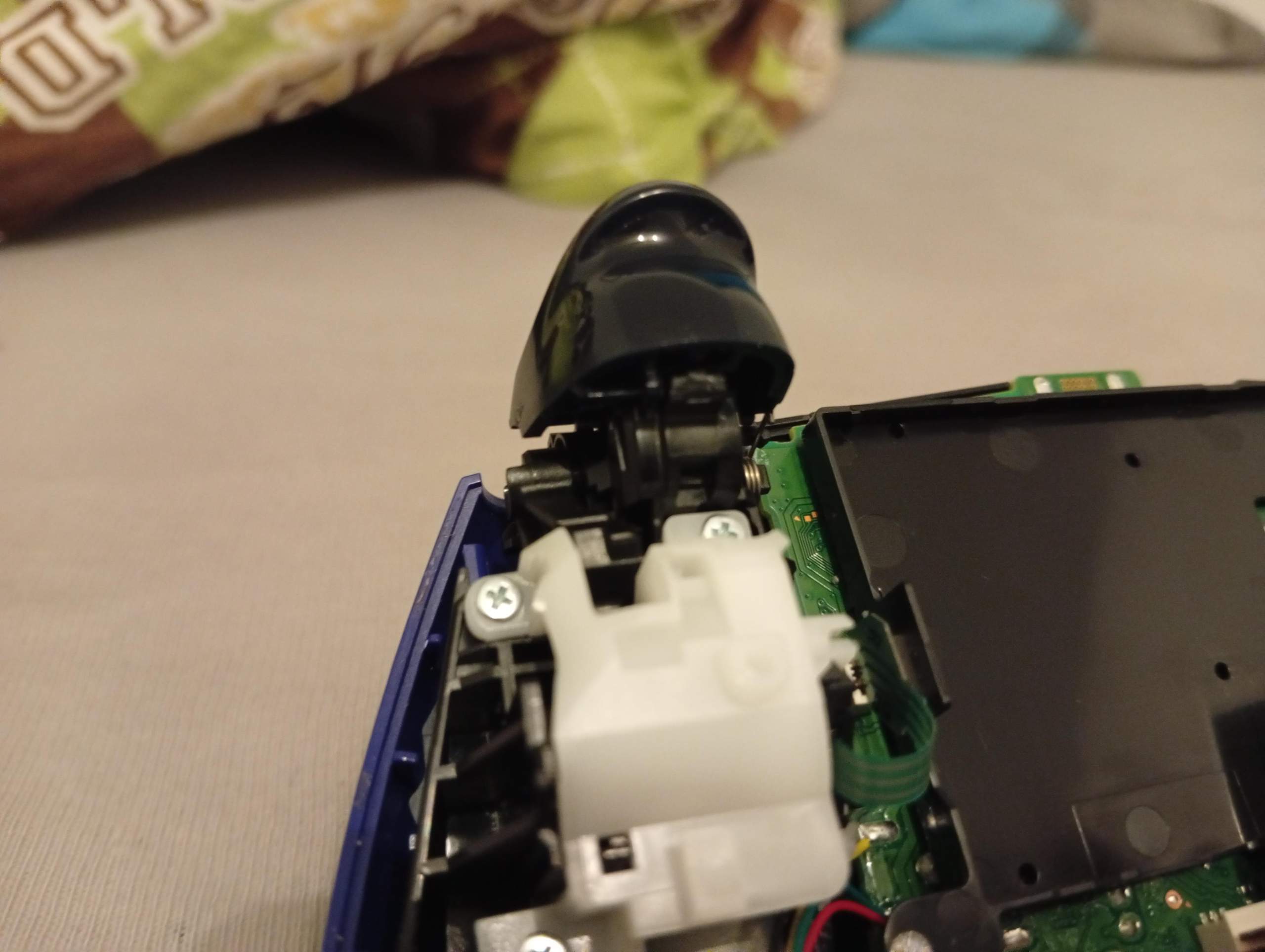 Ps5 Controller R2 Taste lässt sich nicht bewegen? (Computerspiele, Sony ...