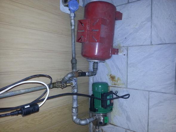 Pumpe im Keller dämmen/Wasserpumpe: Lautstärke einschränken (Reparatur
