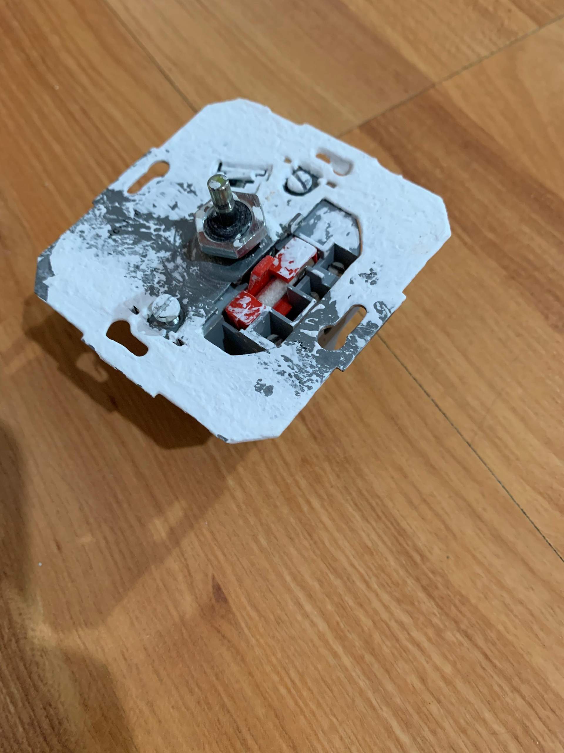 R7s Halogen Lampe durch e27 ersetzen funktioniert nicht? (Kabel, dimmer