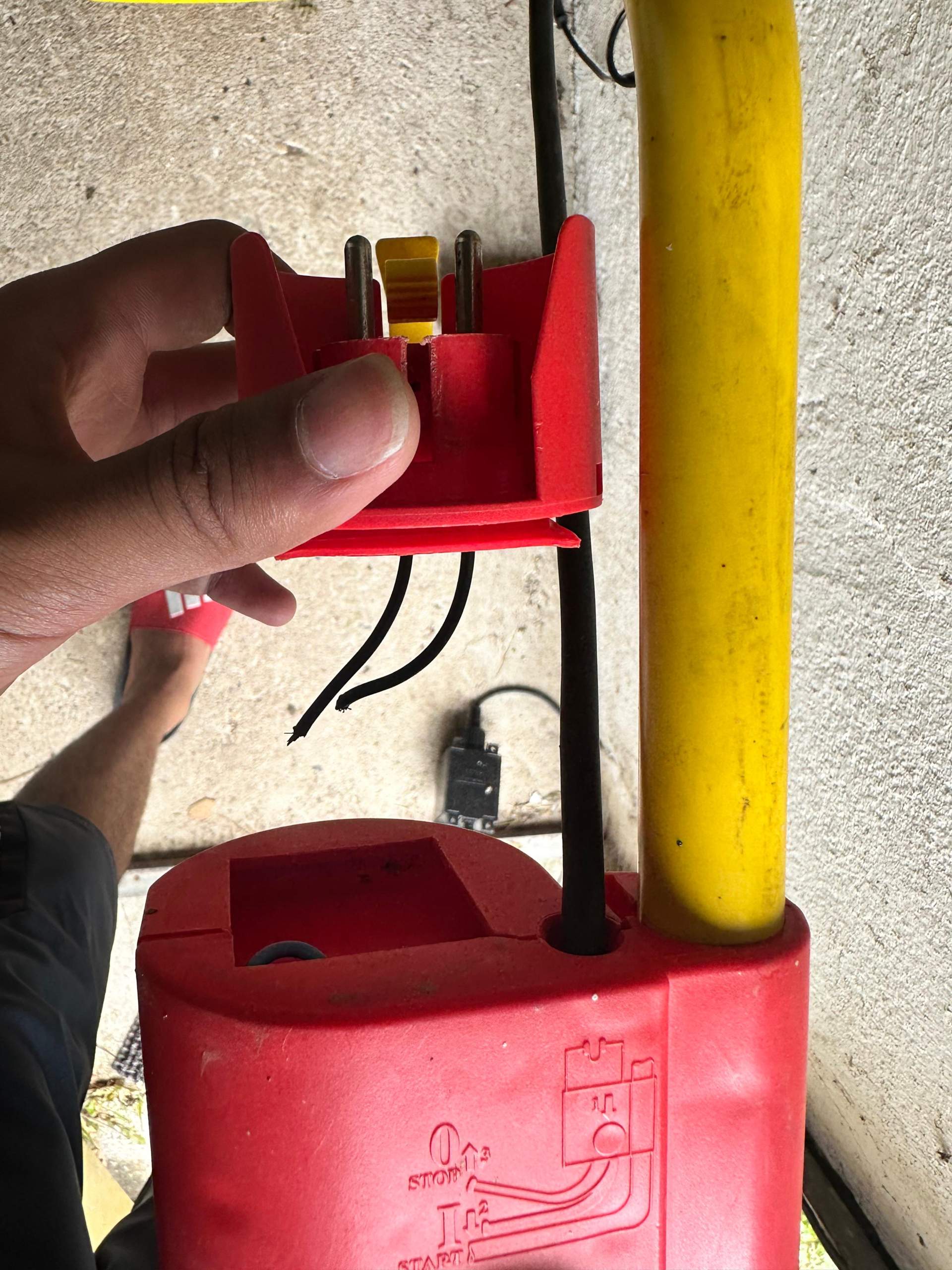 Rasenmäher Reparieren Kabel ab?? (Strom, Reparatur, Elektrik)