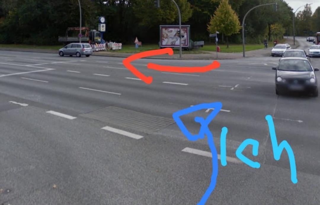 Rechts vor links? Kreuzung? (Auto und Motorrad, Verkehr, vorfahrt)