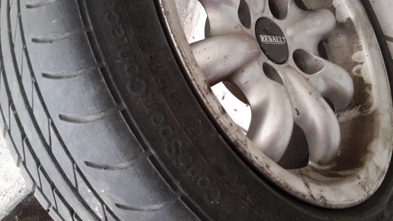 Reifen einseitig abgefahren! kann ich den so noch fahren? (Mindestprofiltiefe)