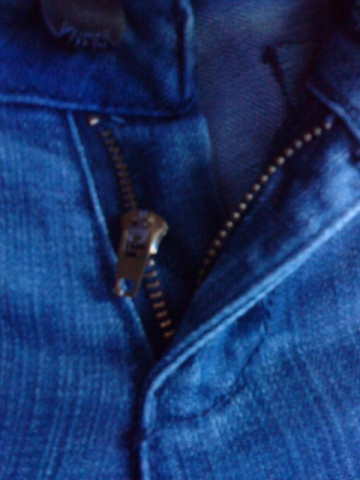 Reißverschluss selber reparieren Hose, Schneider, Hausfrau Reißverschluss selber reparieren Hose, Schneider, Hausfrau