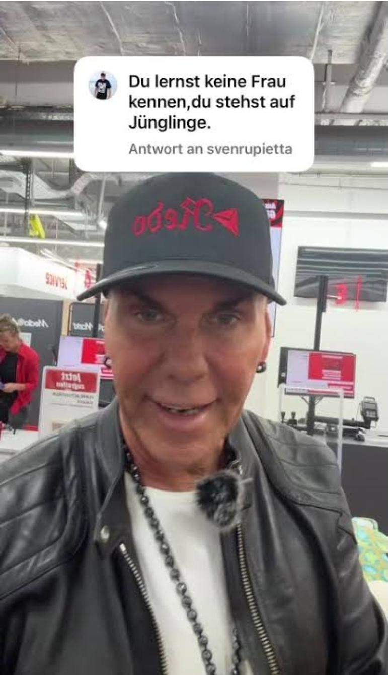 Rene Redo? (hetero, Sahne, buben)