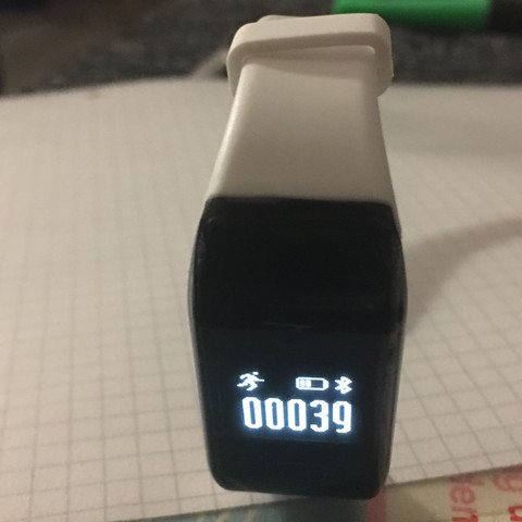 Anzeige gelaufene Schritte - (smartwatch, Reset, fitnessarmband)
