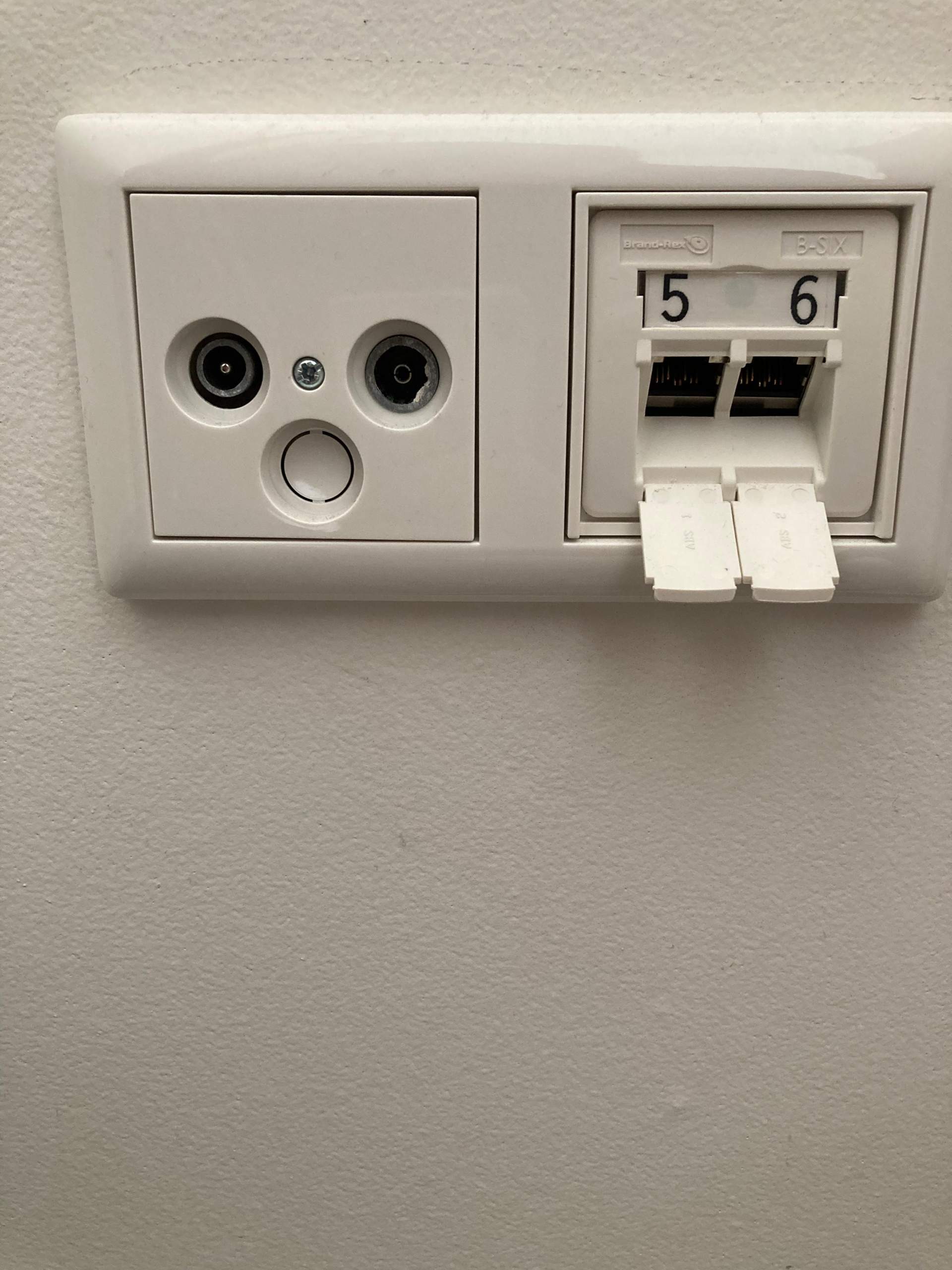 Richtige Dose für Kabelinternet? (Internet, WLAN, Router)