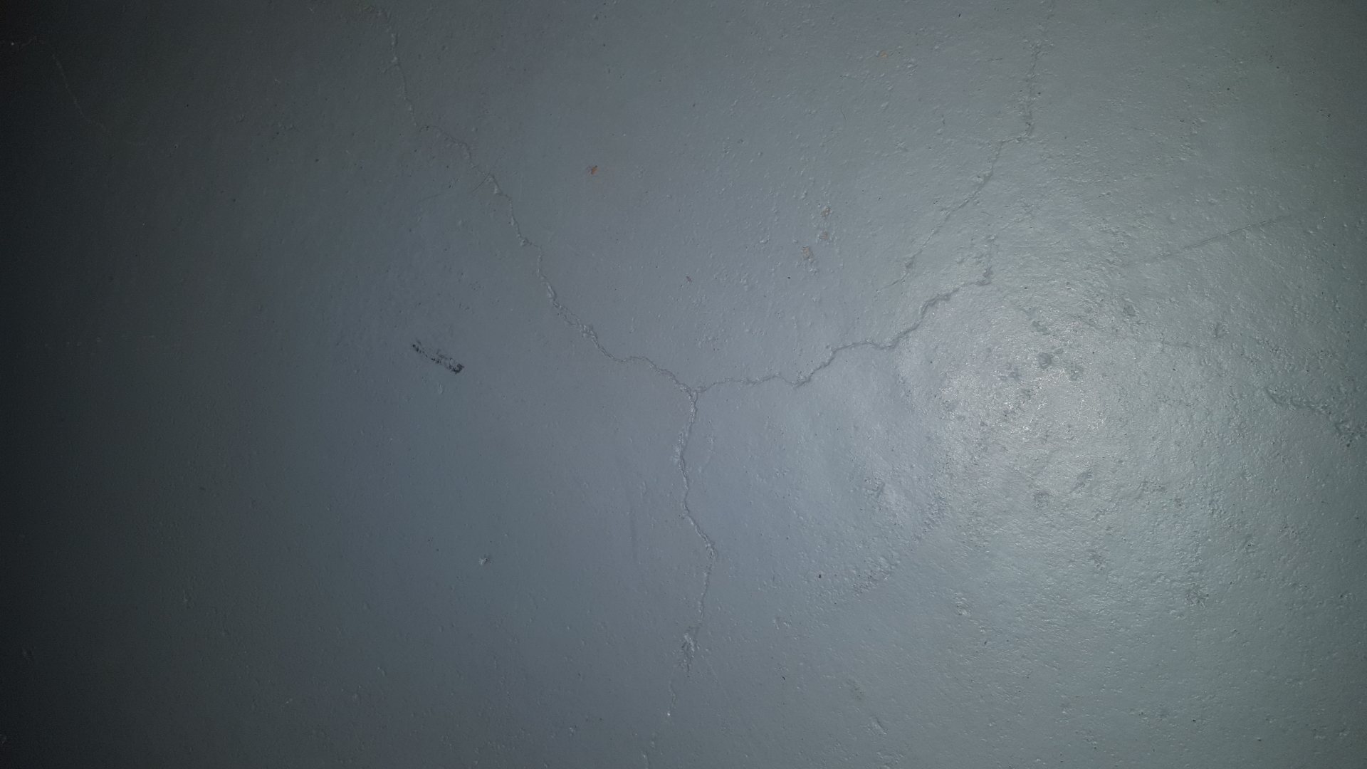 Risse im Kellerboden normal (klingt hohl) ? (Statistik, Bau, Hausbau)