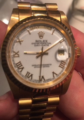 Bild der Rolex - (Uhr, Gold, Uhrzeit)