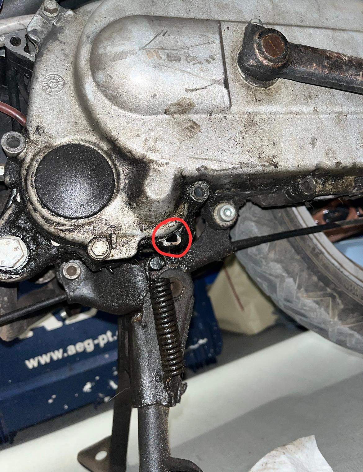 Roller verliert Öl? (Reparatur, Mofa, Moped)