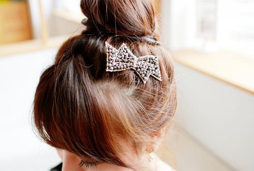 rote lila haare mit henna