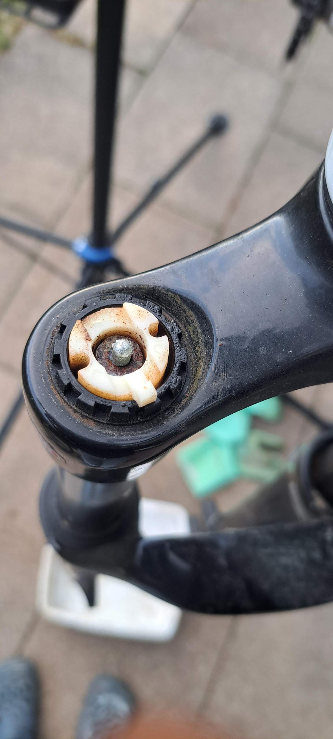 RSL Remote lockout ausbauen? (Reparatur, Mountainbike)