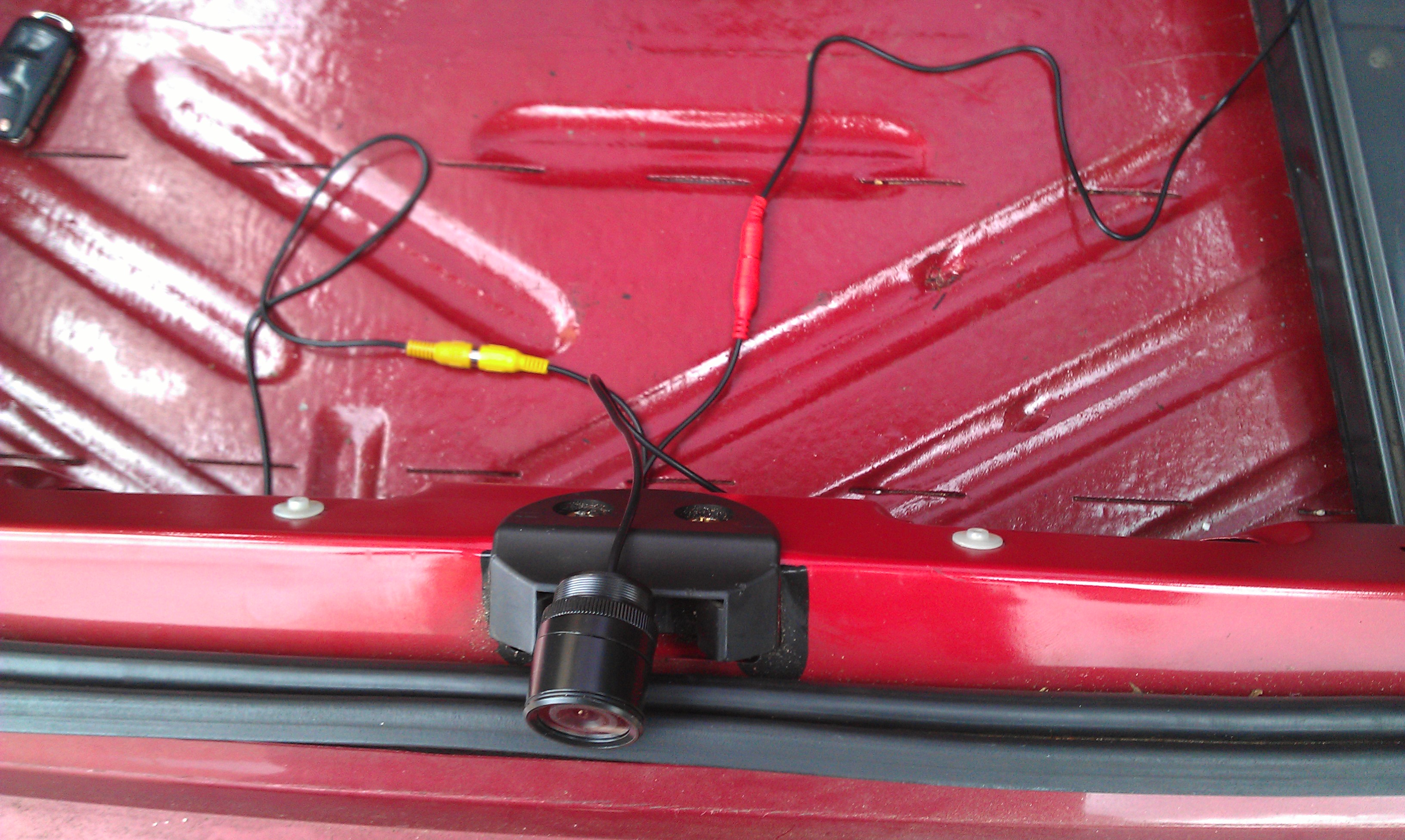 Wie verkabelt man diese Rückfahrkamera? (Radio, Autoradio ... Wie verkabelt man diese Rückfahrkamera? (Radio, Autoradio ... - 3264 x 1952 jpeg 1294kB