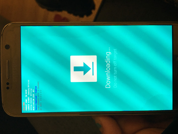 Samsung Galaxy S6 Geht Nicht Mehr An Seit 2 Studen Ist Nur Dieses Bild Zusehen Und Sobald Ich Das Ladegerat Entferne Geht Es Komplett Aus Was Kann Ich Tun Handy Download