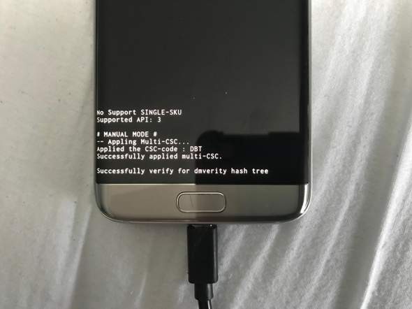 Samsung Galaxy s7 Edge startet nicht mehr. Was tun? (Handy, Android