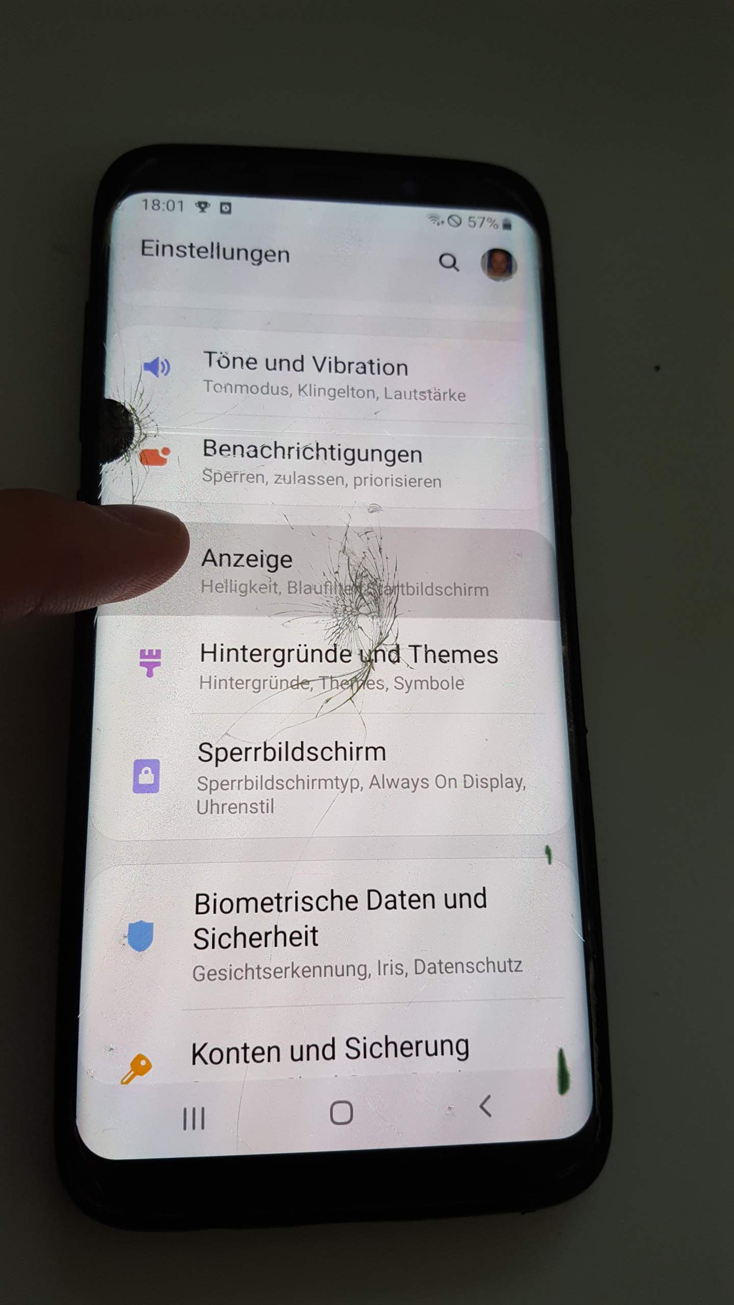 Samsung Galaxy Tablet Bildschirm Flackert Beim Laden Samsung Galaxy s8 Bildschirm Riss bzw Bildschirm flackert grün