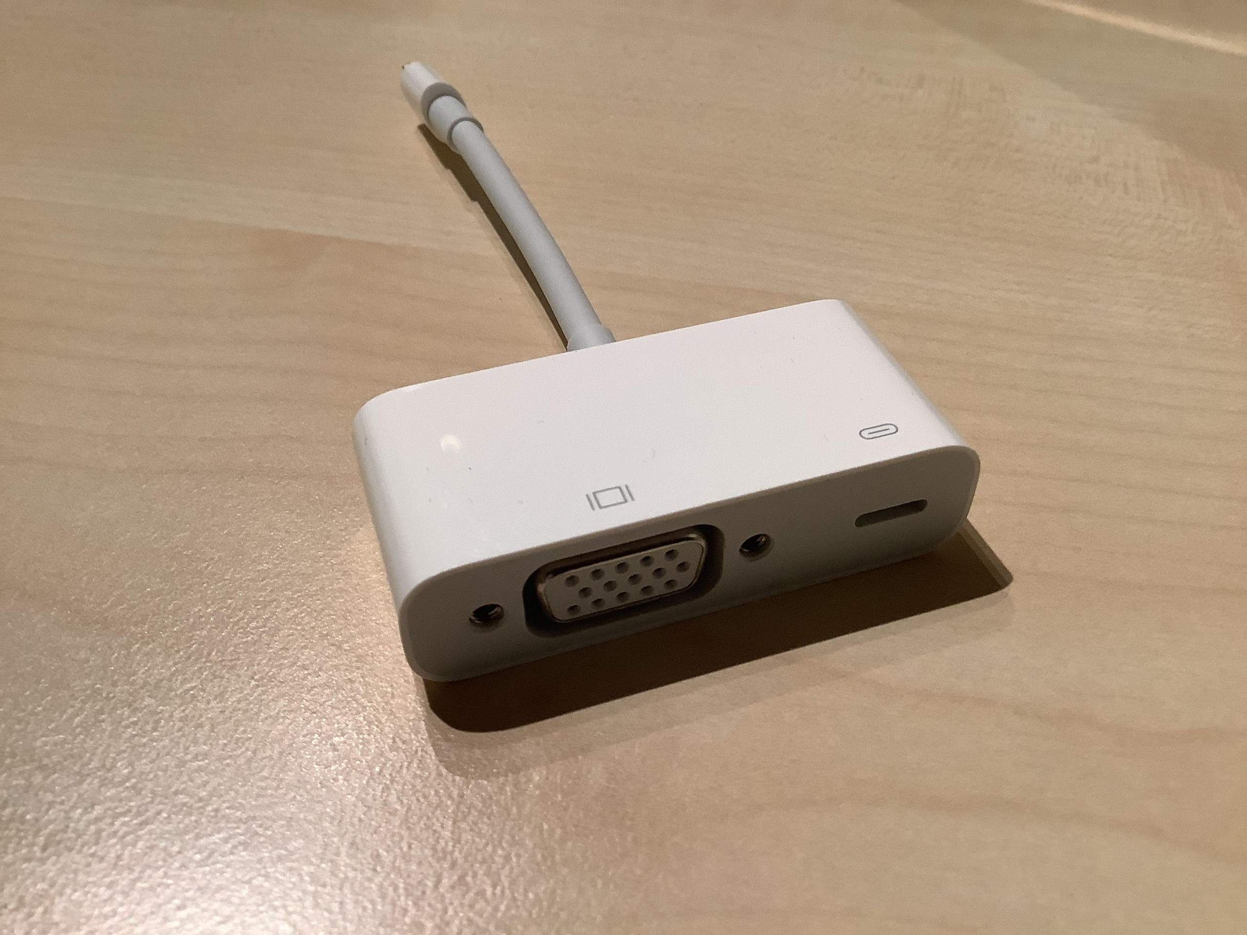 Samsung Monitor mit Apple iPad verbinden? (Technik, HDMI, VGA)