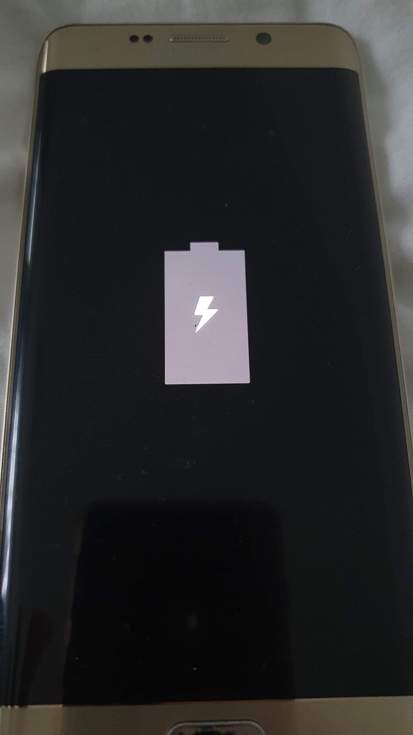 Samsung S6 geht nicht mehr an? (Android, Elektronik, Software)